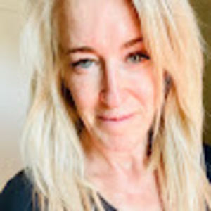 Meet your Posher, Alix